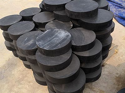 兖州区板式橡胶支座由若干层橡胶片与薄钢板经加压硫化